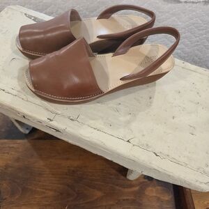 Kenneth Cole Reaction Tan Leather Slingback Sandals